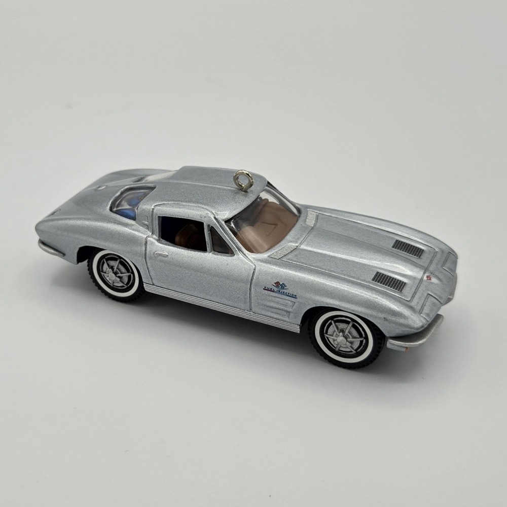 CHEVROLET 1963‎ CORVETTE Hallmark Keepsake ornament